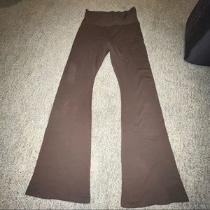 brown flare yoga pants from target / wild fable